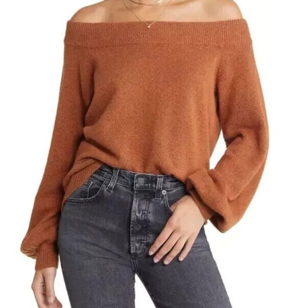 Treasure and Bond sweater NWOT on or off the shoulder style , rust, size M
